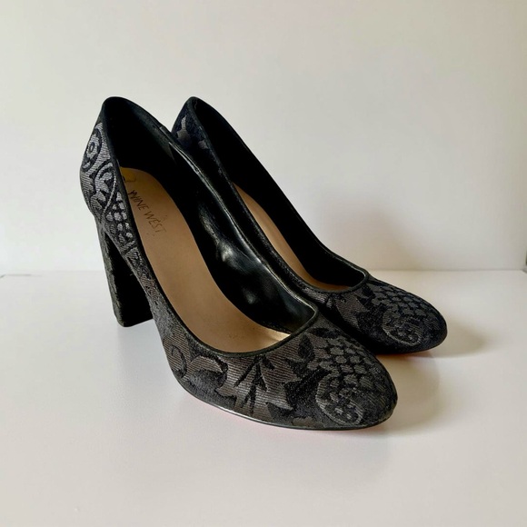 Nine West Black Patterned Pumps! 🖤 - Picture 1 of 6